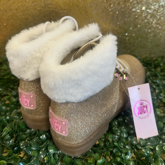 Juicy Couture Glittery Gold Kids Boots with Faux Fur - Picture 3 of 5
